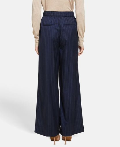 Hose mit weitem Bein