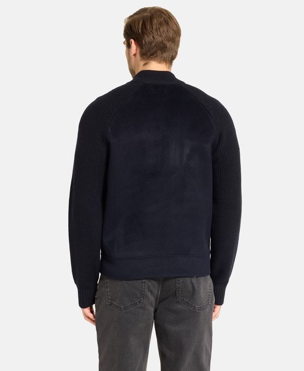 Strickjacke