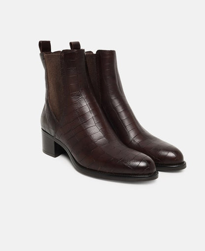 Chelsea Boots