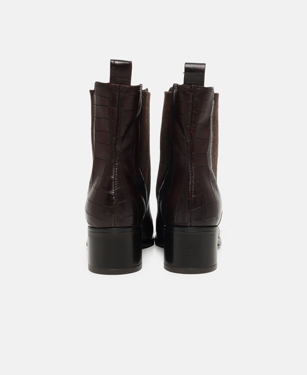 Chelsea Boots