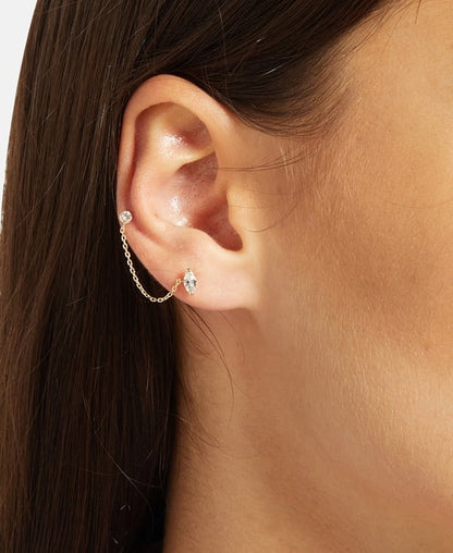 Ohrstecker mit Kettchen