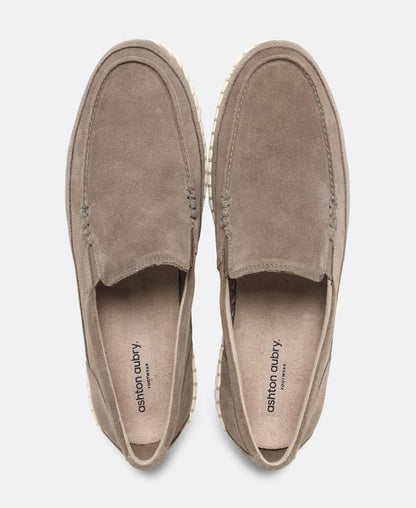 Loafer Luke