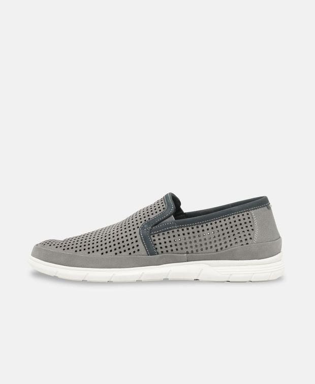 Slip-on Sneaker
