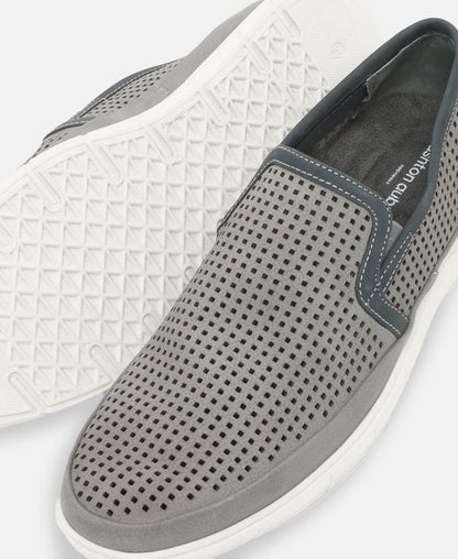 Slip-on Sneaker