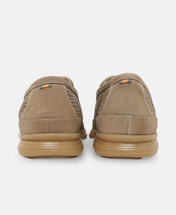 Slip-on Sneaker