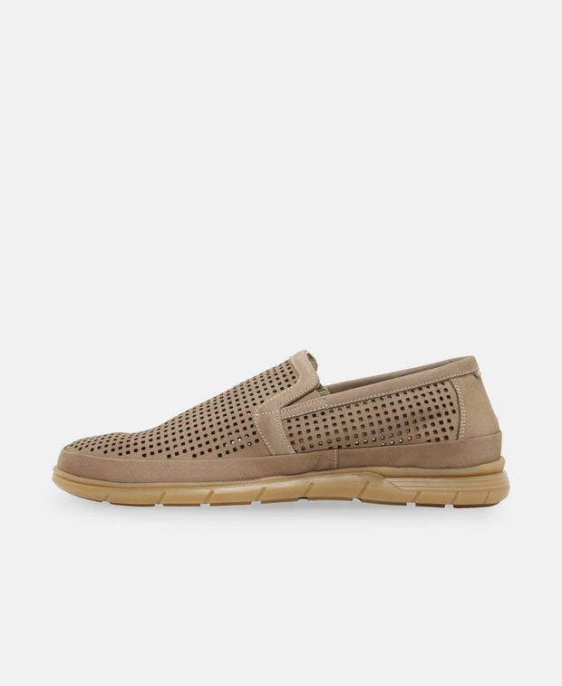Slip-on Sneaker