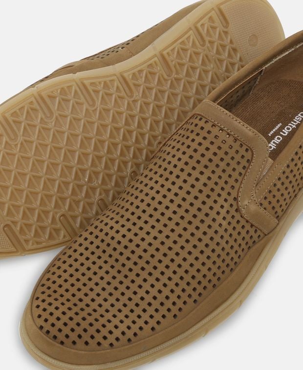 Slip-on Sneaker
