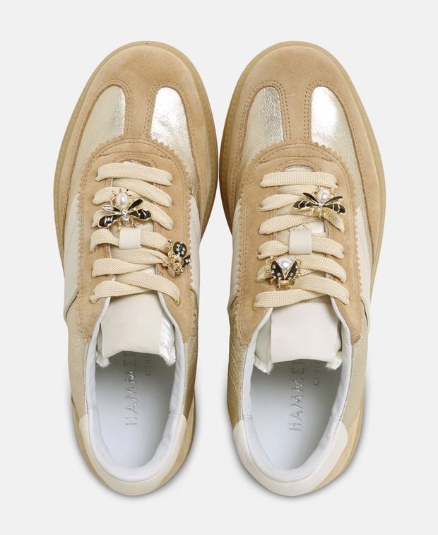 Sneaker