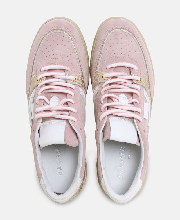 Sneaker