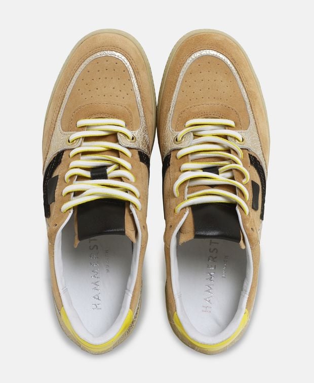 Sneaker