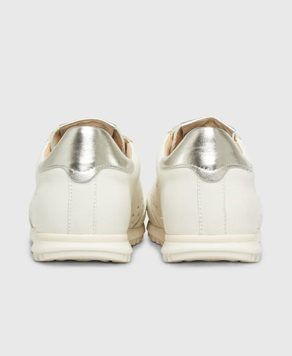 Sneaker Avril