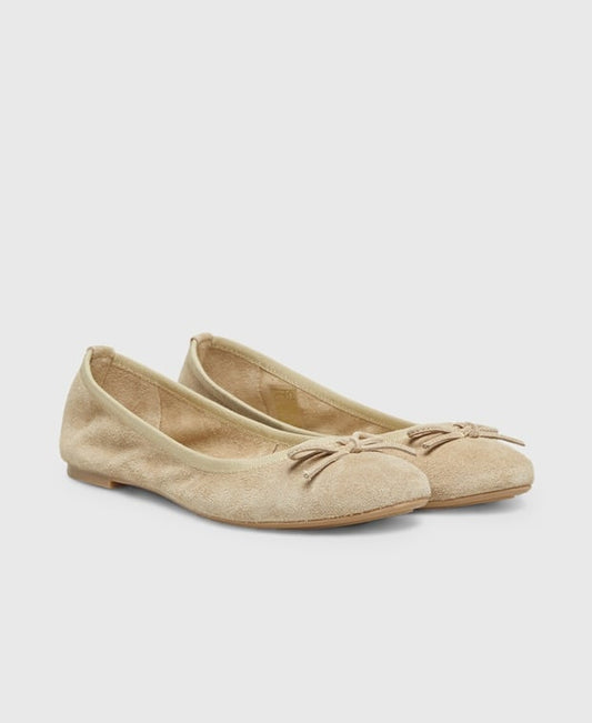 Ballerinas