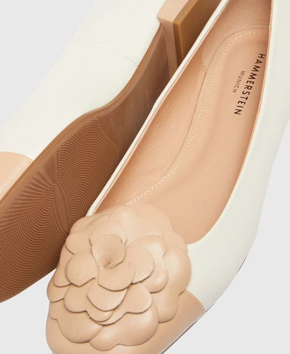 Ballerinas