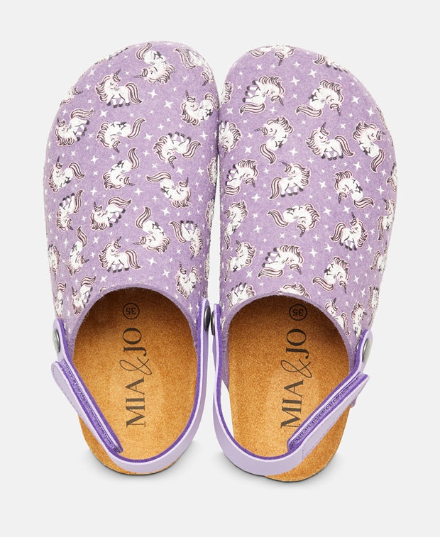 Clogs