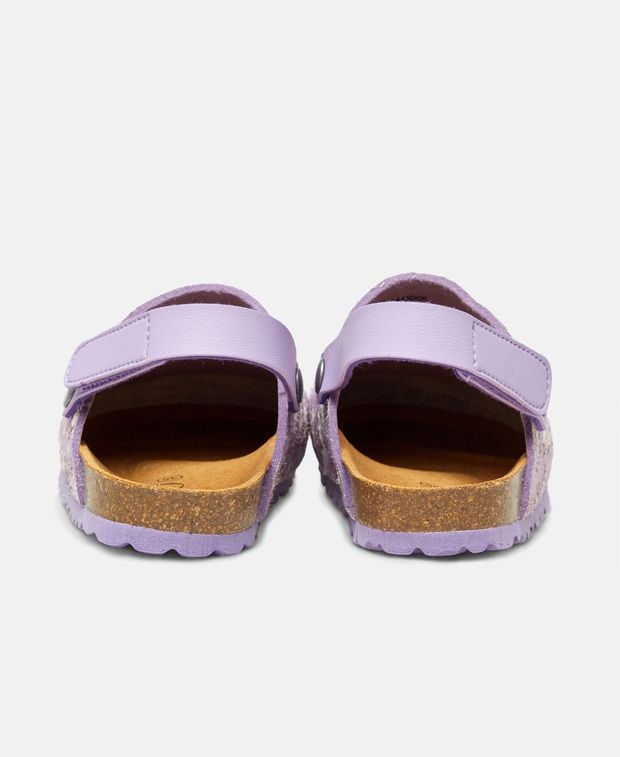 Clogs