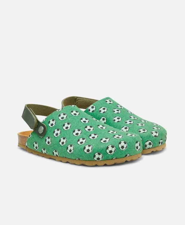 Clogs