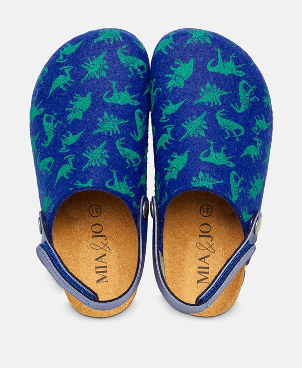Clogs