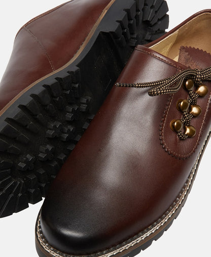 Trachtenschuhe