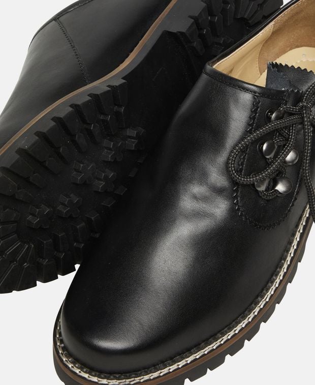 Trachtenschuhe