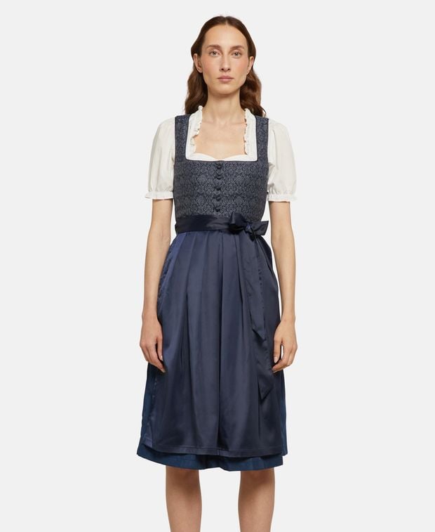 Dirndl mit Schürze