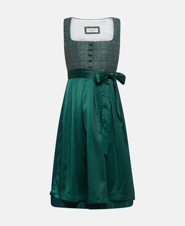 Dirndl mit Schürze