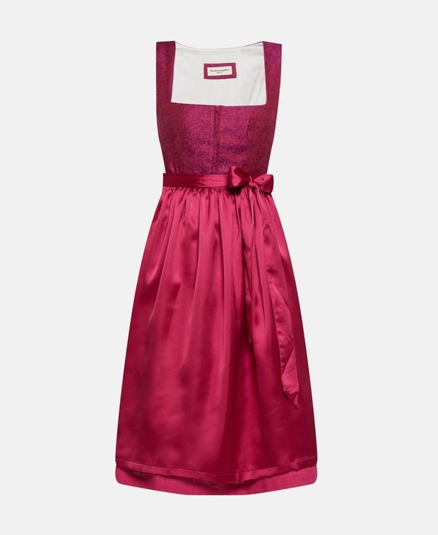 Dirndl mit Schürze