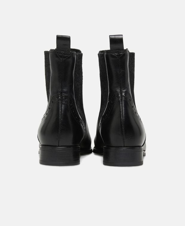 Chelsea Boots