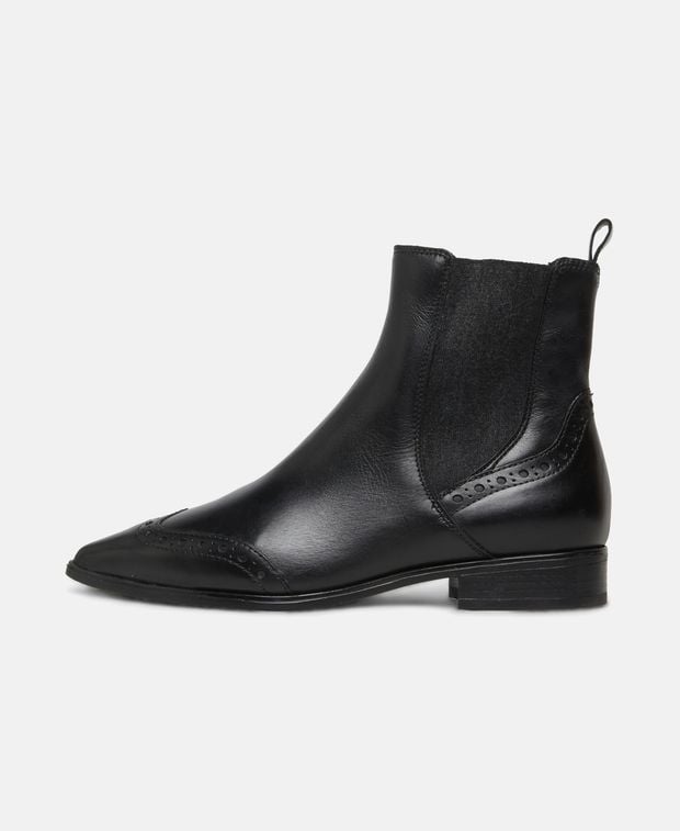 Chelsea Boots