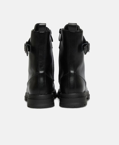 Schnürstiefeletten