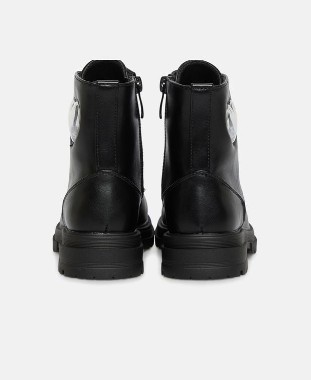 Schnürstiefeletten