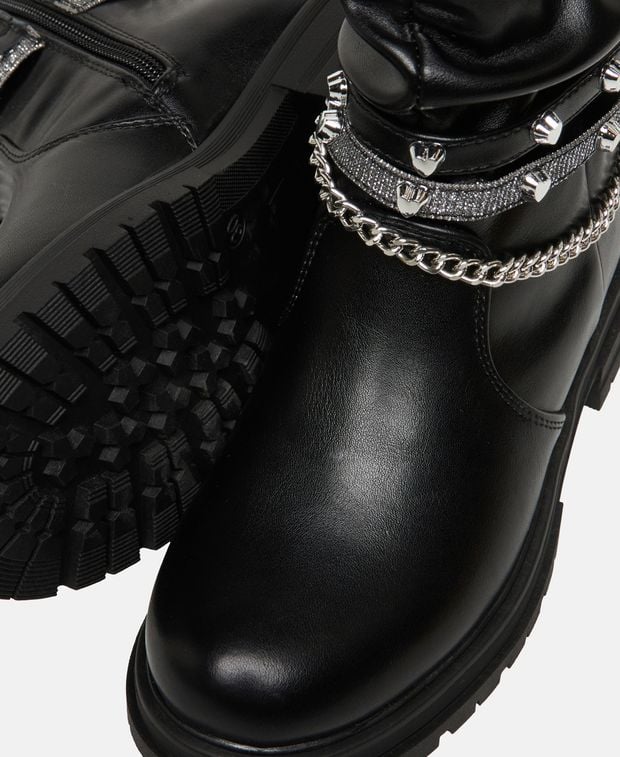 Chelsea Boots