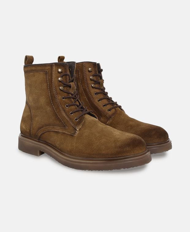 Schnürstiefeletten