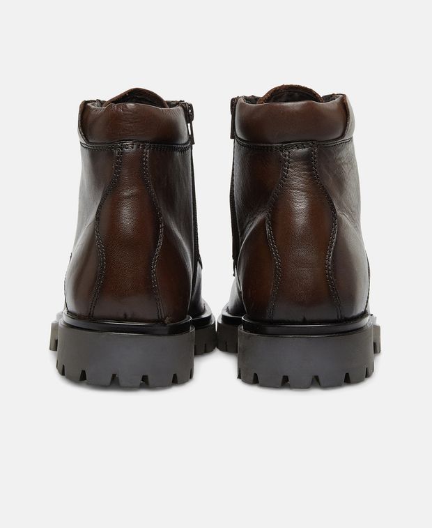 Schnürstiefeletten