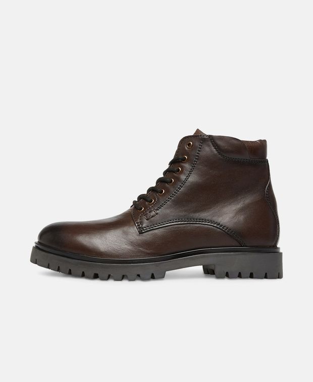 Schnürstiefeletten