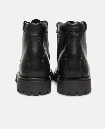 Schnürstiefeletten