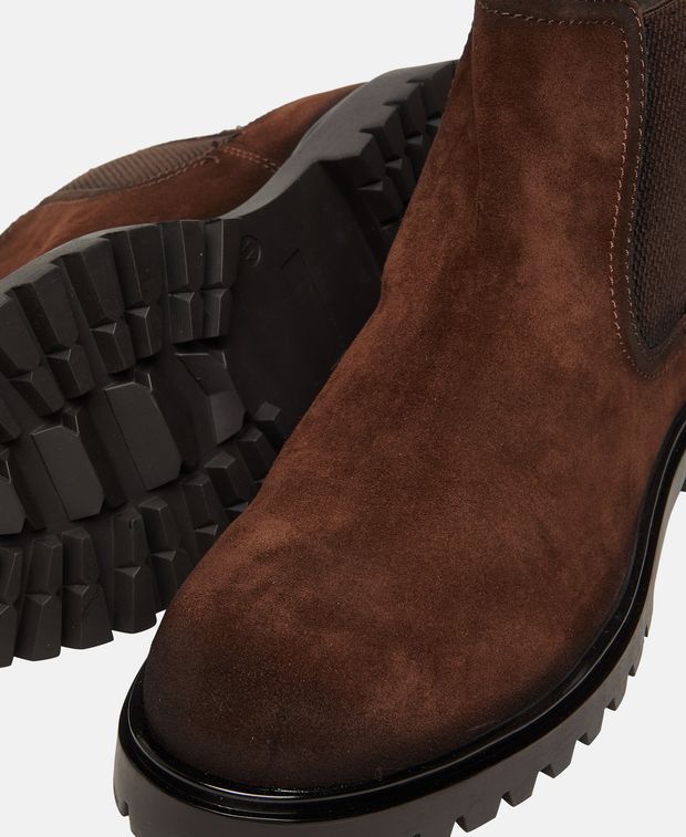 Chelsea Boots