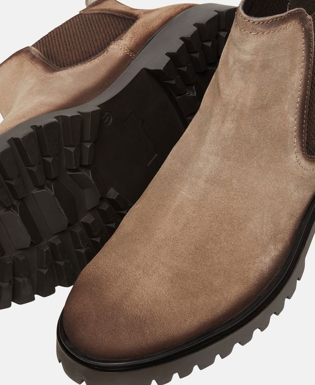 Chelsea Boots