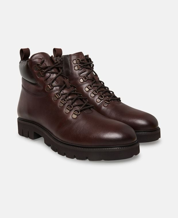 Schnürstiefeletten