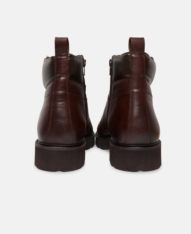Schnürstiefeletten