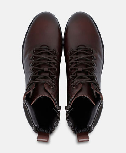 Schnürstiefeletten