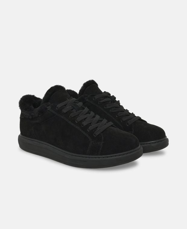Sneaker