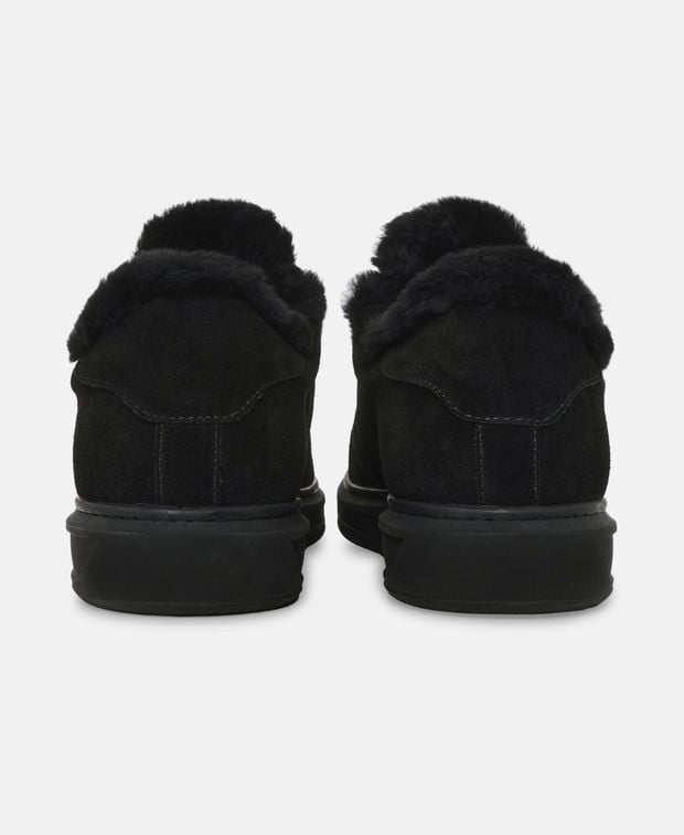 Sneaker