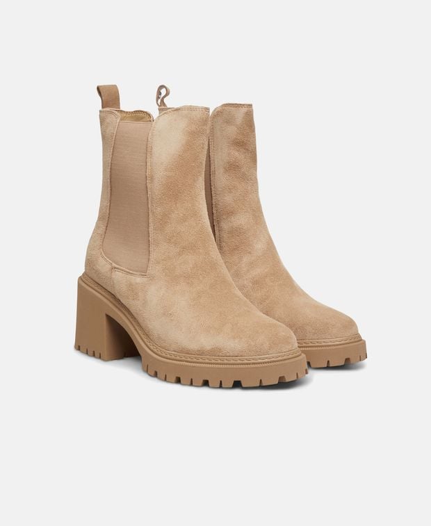 Chelsea Boots