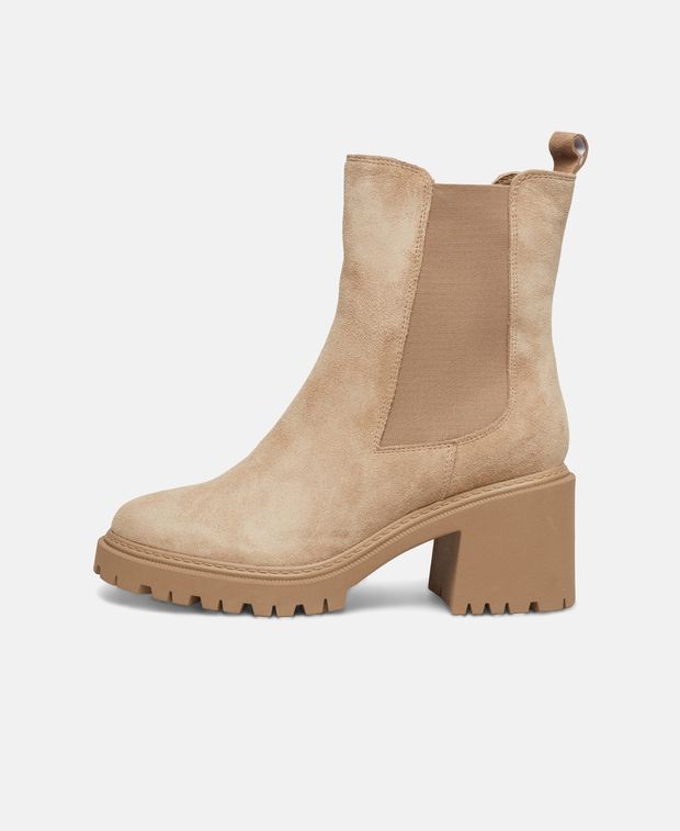 Chelsea Boots