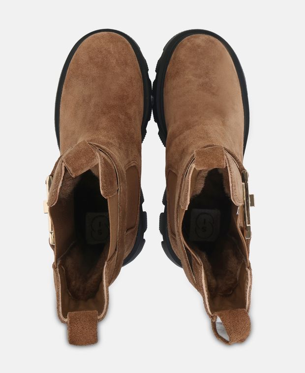 Chelsea Boots