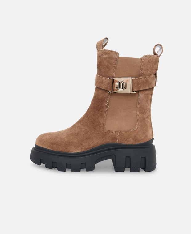 Chelsea Boots