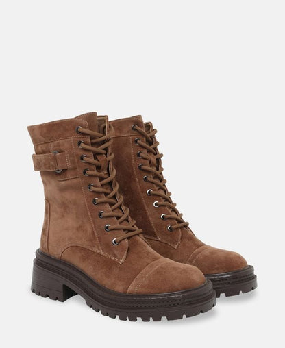 Schnürstiefeletten