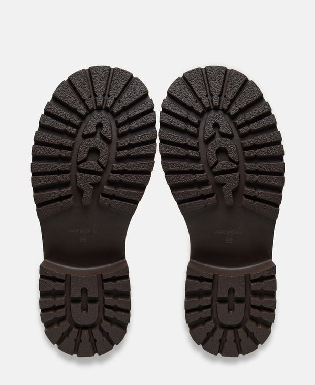 Schnürstiefeletten