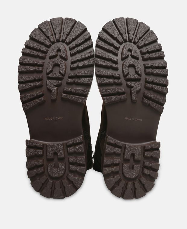 Schnürstiefeletten