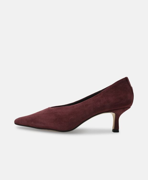 Pumps Easton